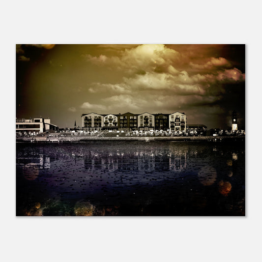 En retroplansch på nordsjön med byggnader och vatten