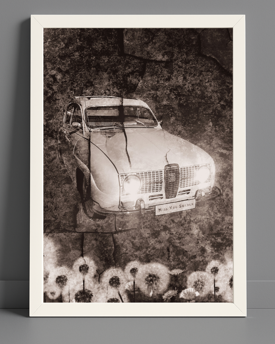 Retroposter av en SAAB V4 omringad av blommor