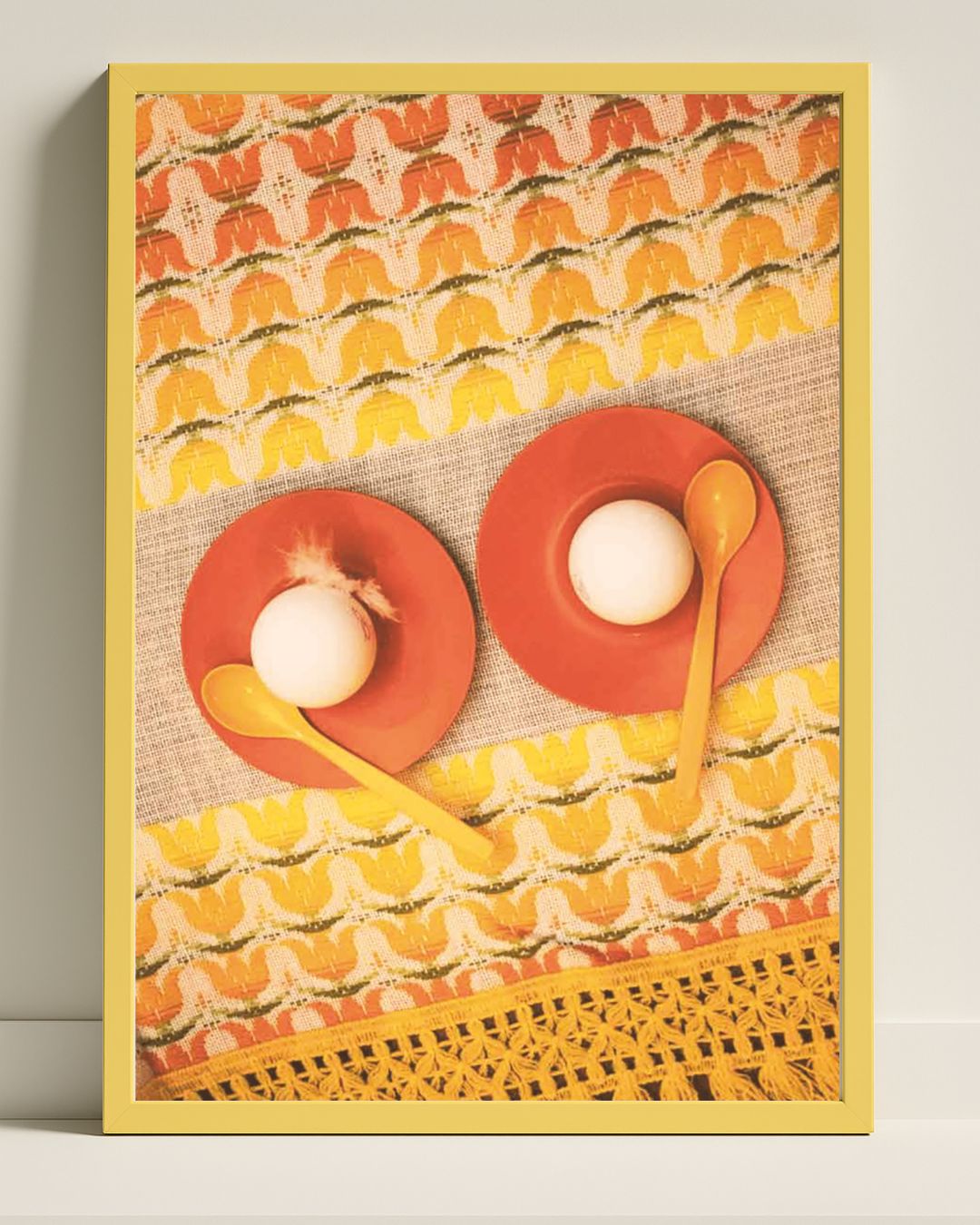 Retro poster med färgglada 70-talsäggkoppar